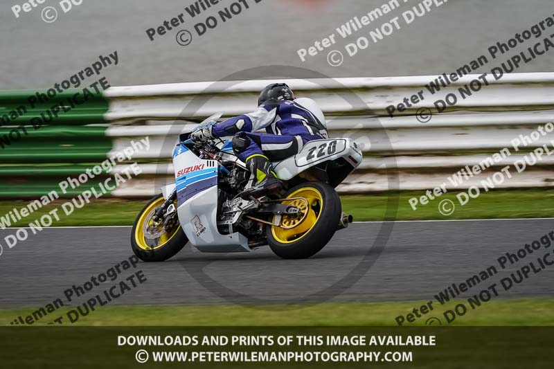 enduro digital images;event digital images;eventdigitalimages;mallory park;mallory park photographs;mallory park trackday;mallory park trackday photographs;no limits trackdays;peter wileman photography;racing digital images;trackday digital images;trackday photos